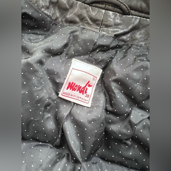 Vintage Mondi 80s Black Leather Jacket & Shorts Set – Gold Buttons, Size 38/36​ - Picture 12 of 16